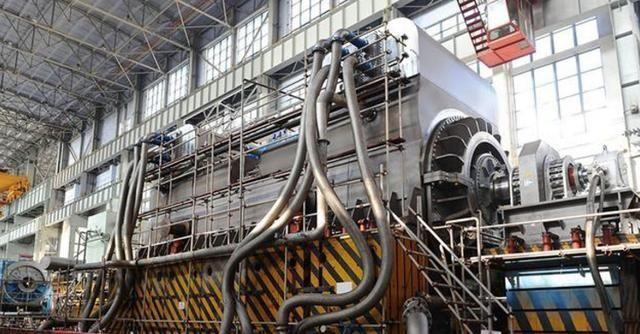 我國中航重工再次傳來好消息,我國自主研發(fā)的首臺國內(nèi)最大船用汽輪機(jī)